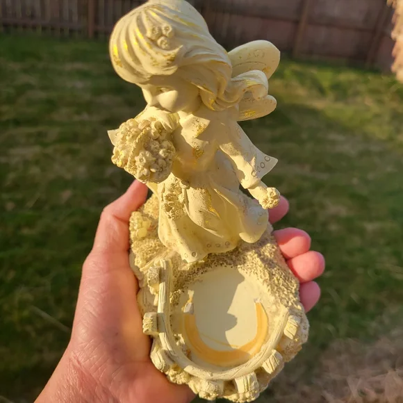 Fairy ~ Angel Girl Figurine ~ Display Space for Votive, etc.~ Vintage? ~ Pretty! - Picture 10 of 16
